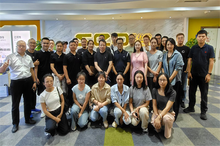 外貿(mào)快車(chē)重新定義獨(dú)立站！B2B外貿(mào)獨(dú)立站數(shù)字營(yíng)銷(xiāo)高端沙龍杭州場(chǎng)圓滿(mǎn)結(jié)束