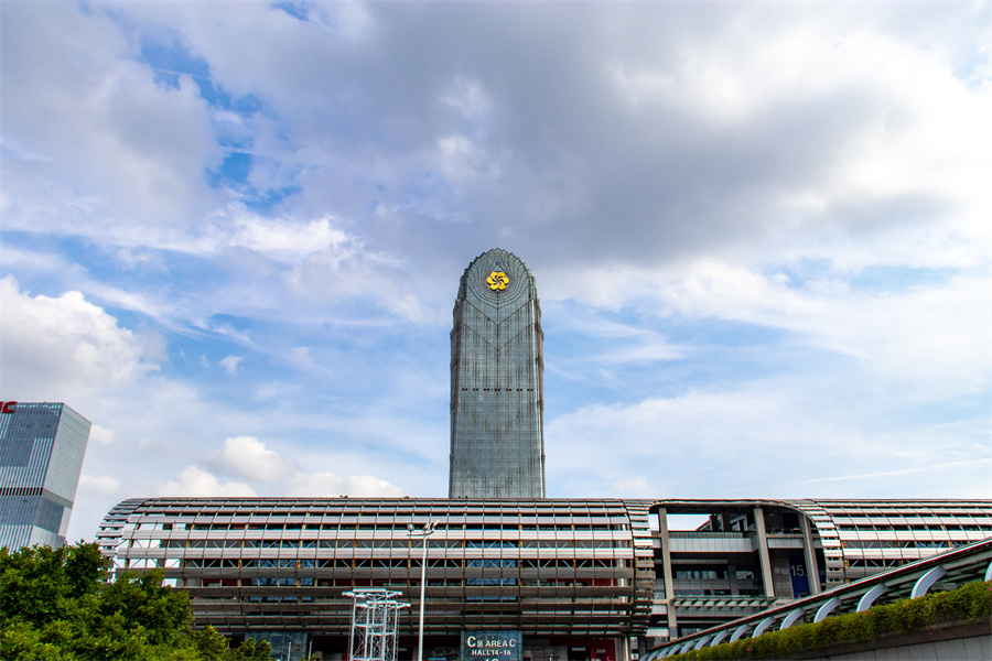 Hello139屆廣交會！這個春天，外貿(mào)快車在天橋區(qū)E72-73等你